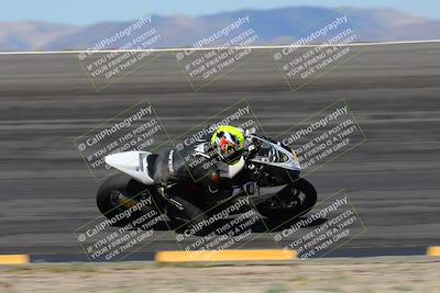 media/Apr-05-2024-Apex Assassins-CVMA Friday Practice (Fri) [[ee2ef04f2b]]/3-Racer 2/Session 3 (Bowl Speed Pans)/